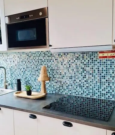 Charming 2br W Terrace & Garden Apartmán *
